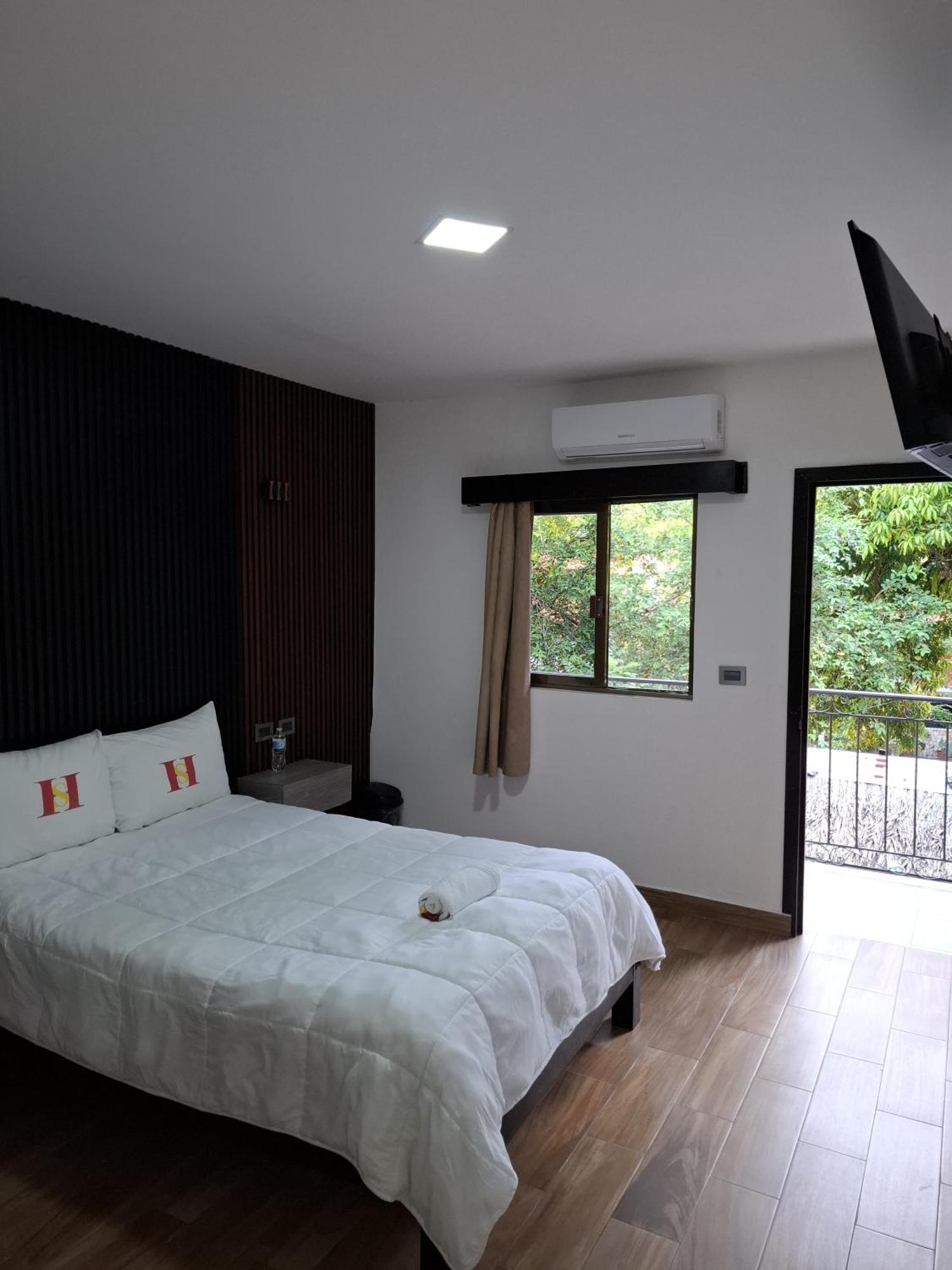 Hotel Sevilla Palenque Eksteriør billede