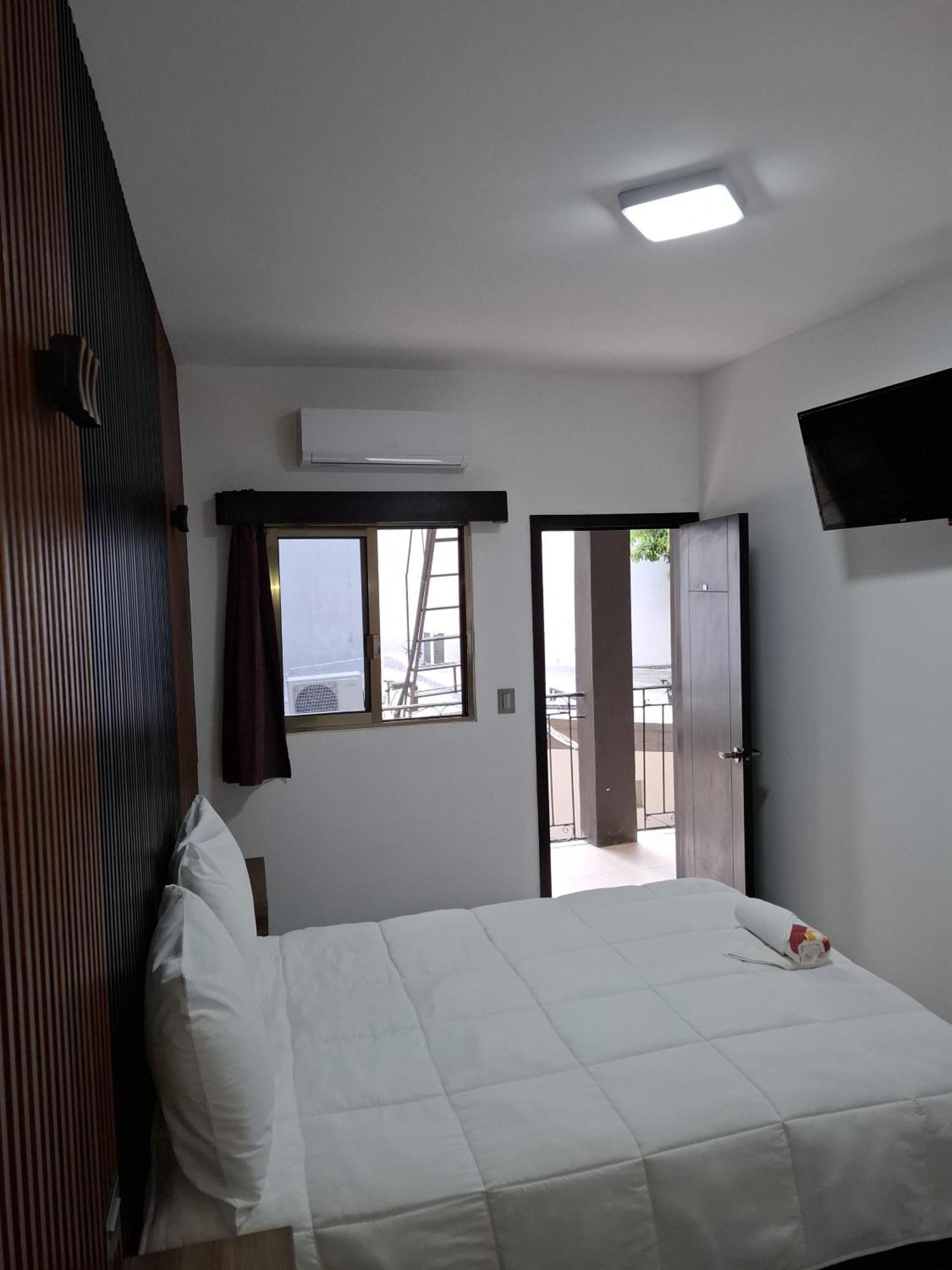 Hotel Sevilla Palenque Eksteriør billede