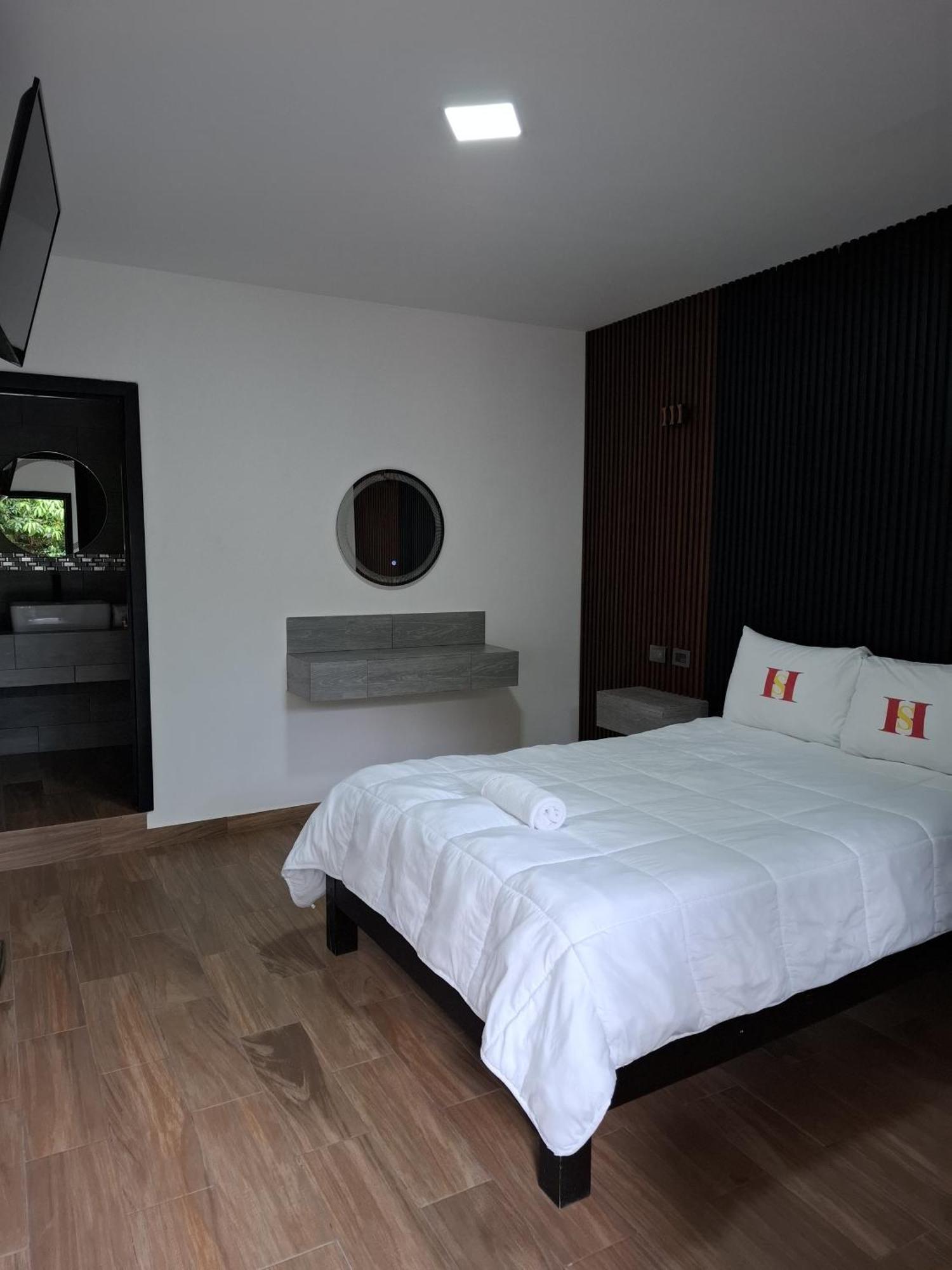 Hotel Sevilla Palenque Eksteriør billede