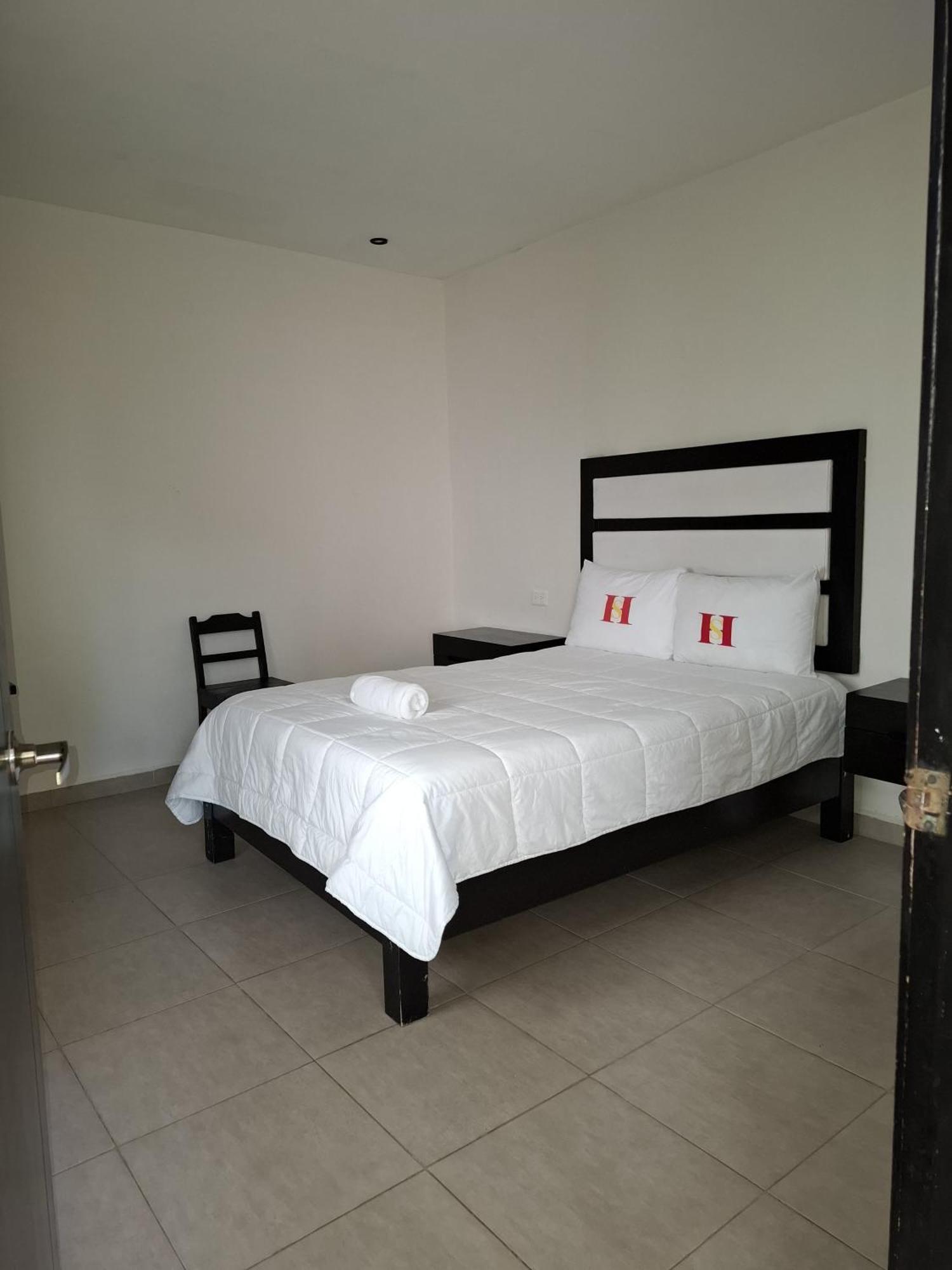 Hotel Sevilla Palenque Eksteriør billede