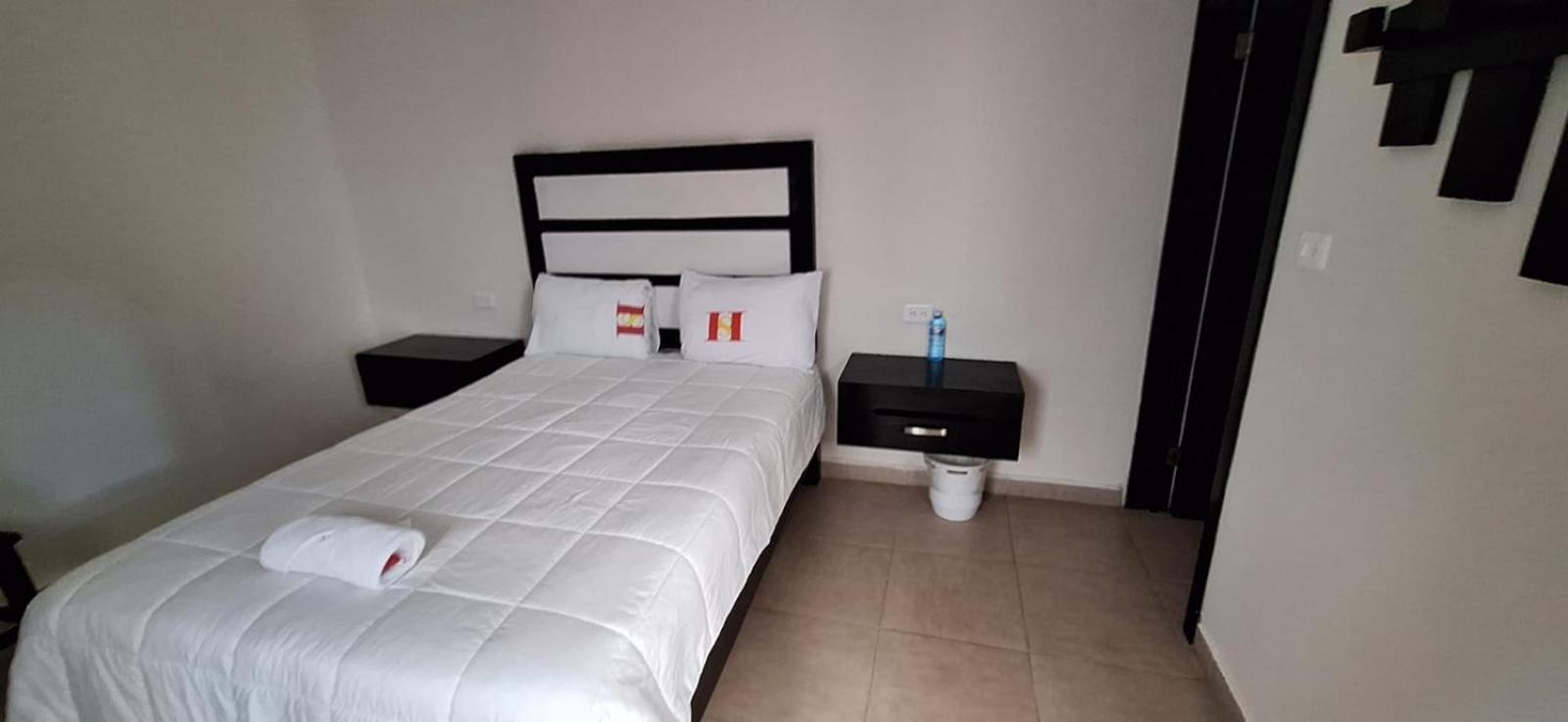 Hotel Sevilla Palenque Eksteriør billede