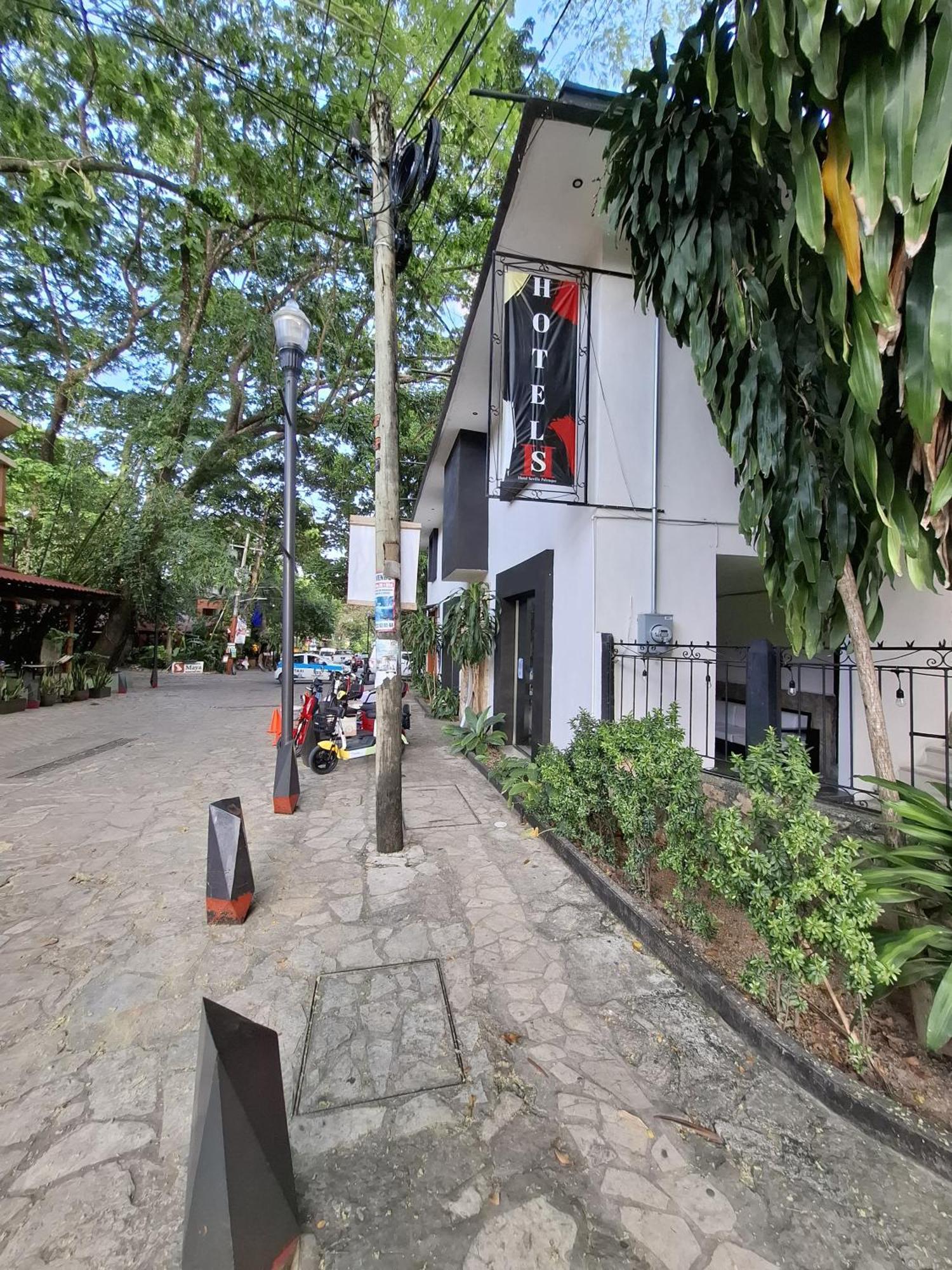 Hotel Sevilla Palenque Eksteriør billede